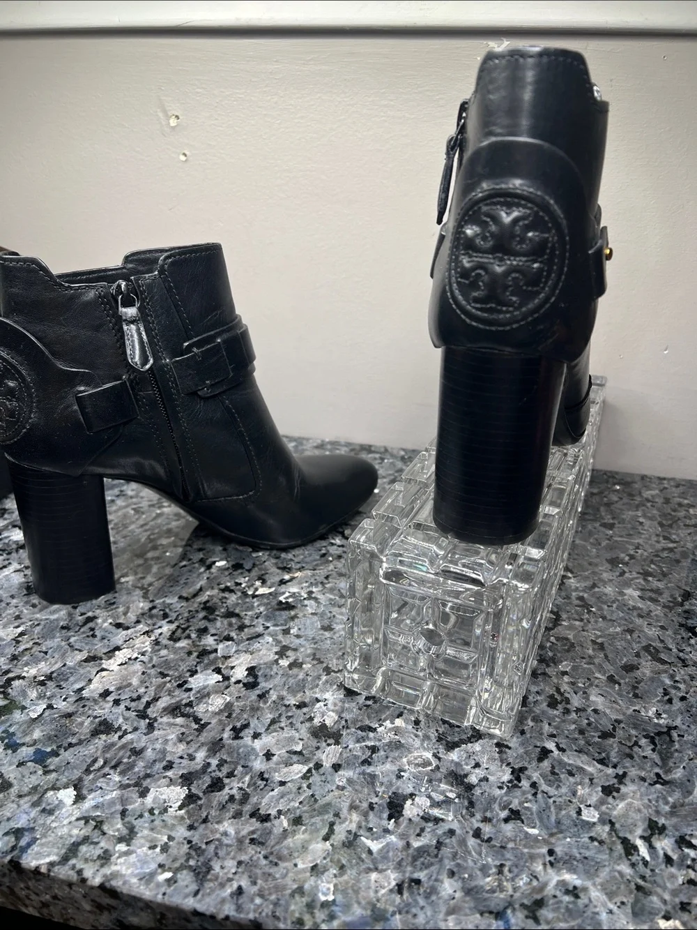 Tory Burch Sz 7 Colton 85mm Black Leather Ankle Boots 3” Block Heel